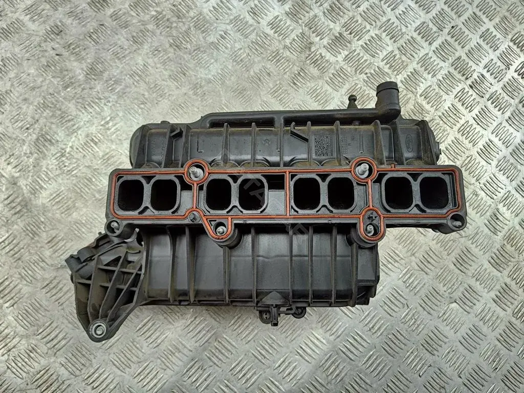 Коллектор впускной DS7G9L440