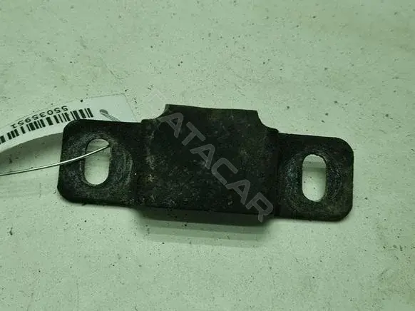 Кронштейн радиатора 4b0253427