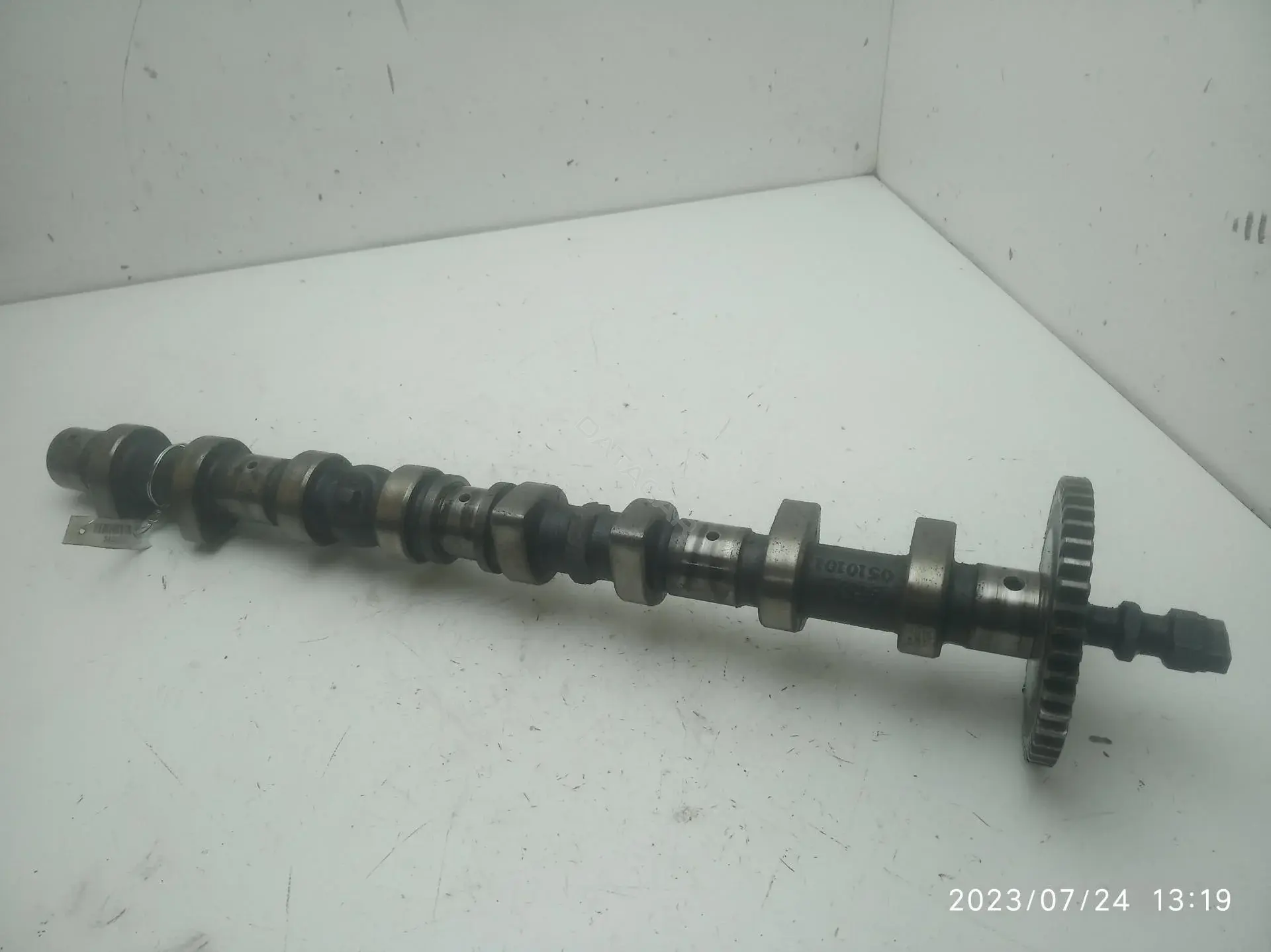 Распредвал r6110510101