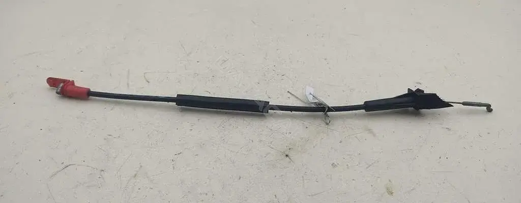 Трос двери 8T16V266A63