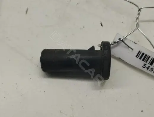 Кронштейн радиатора 8D0121200