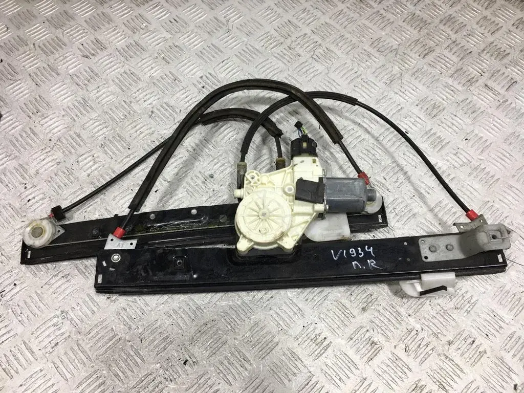 Стеклоподъемник 1881203 / 7S71-A23208-AA, двиг - 1376853 / 6M21-14553-BA