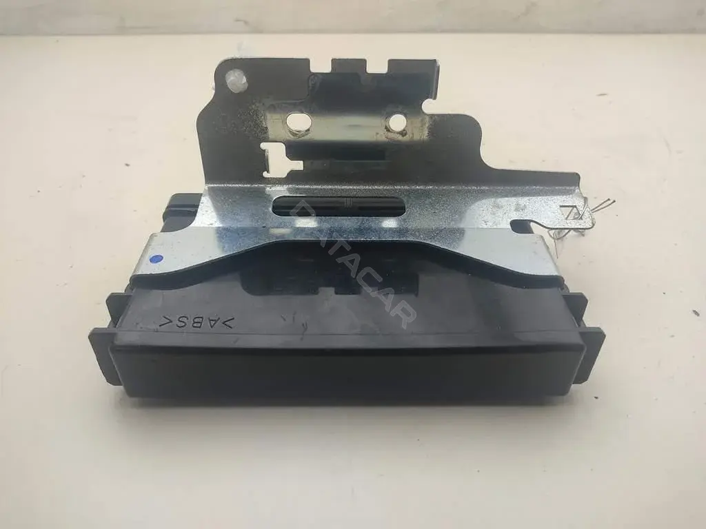 Блок комфорта 88281FG230