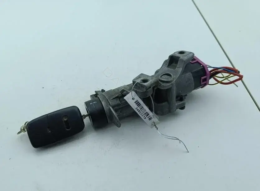 Замок зажигания 4B0905851C
