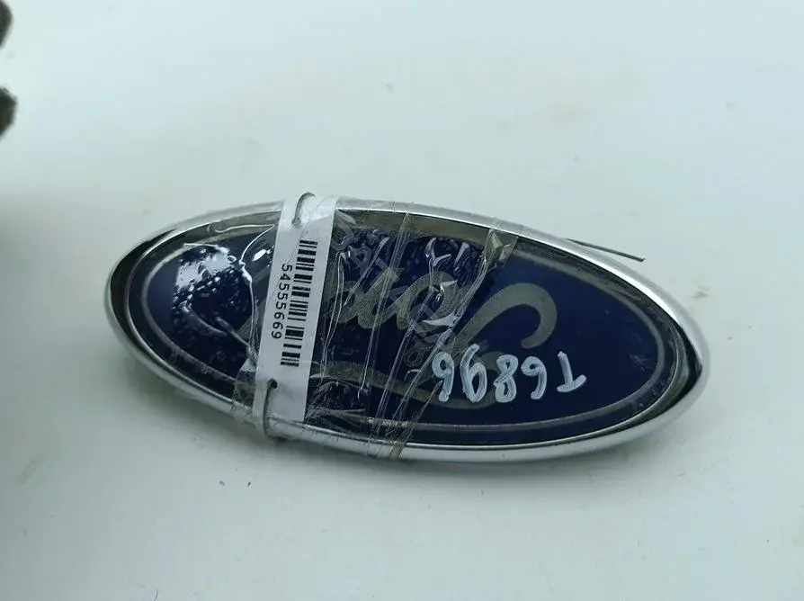 Эмблема 3M51425A52AB
