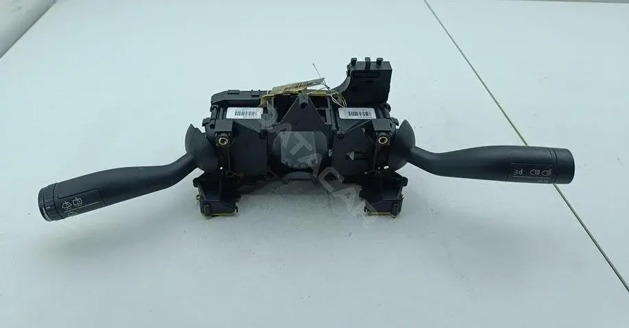 Переключатель подрулевой 3D0953513, 7L6953503, 7L6953549D