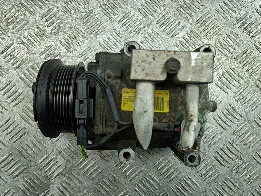 Компрессор кондиционера YS4H19D629AB