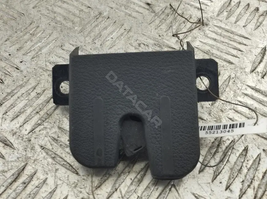 Замок крышки багажника 1J9827505
