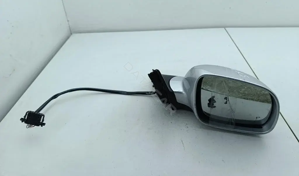 Наружное зеркало 3B0857934