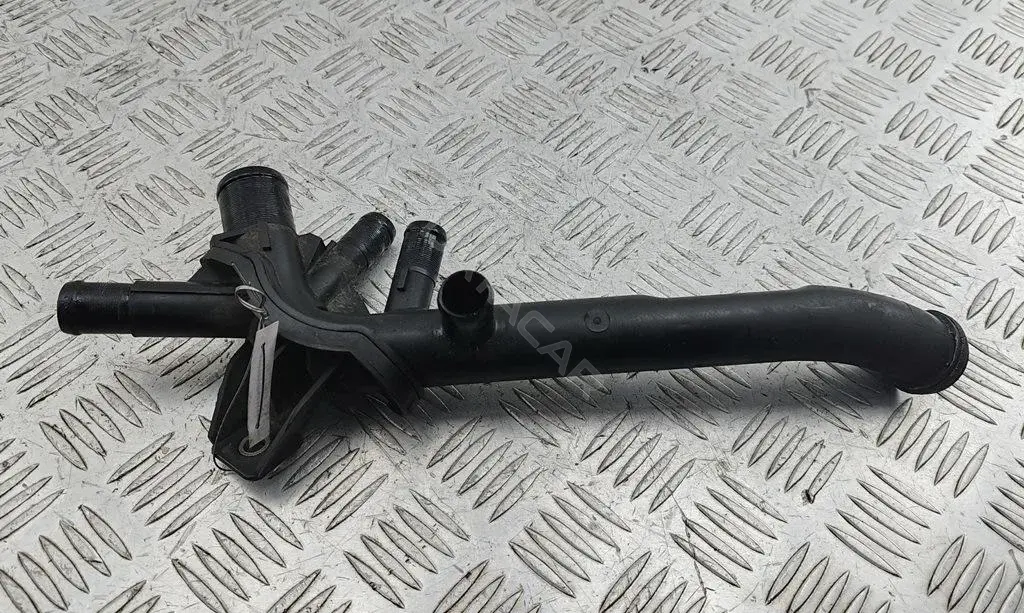 Патрубки системы охлаждения 8200089768G