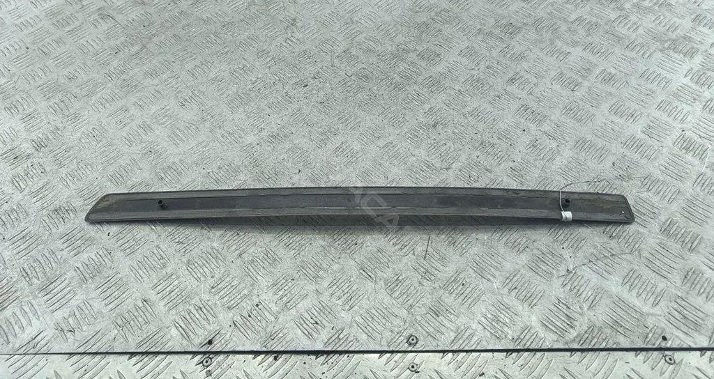 Молдинг двери 3M51R25532