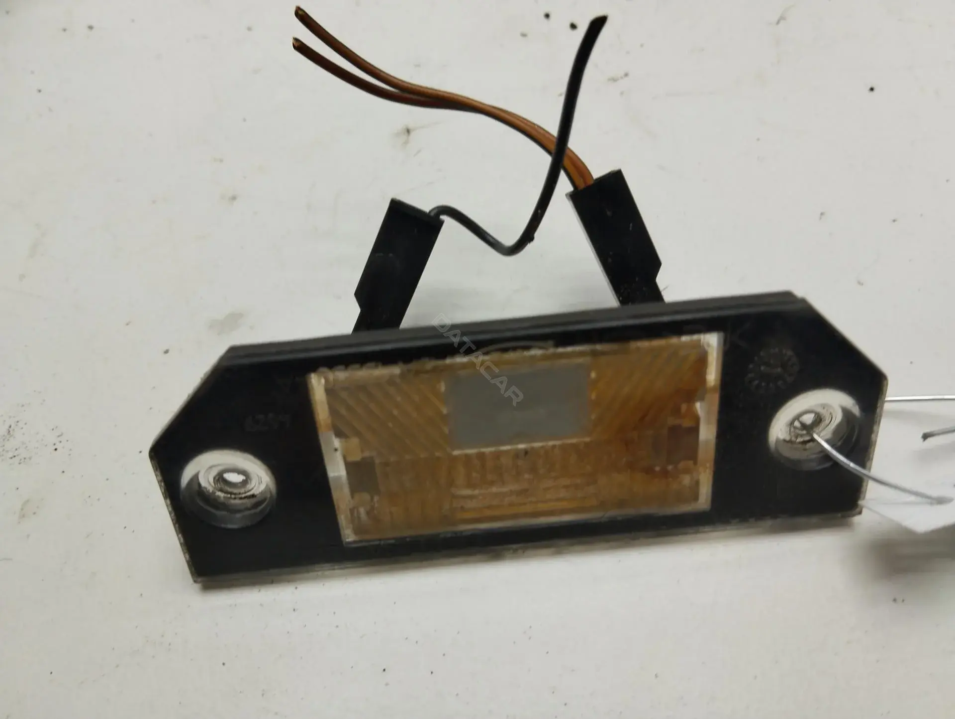 Фонарь подсветки номерного знака 3M5A13550A