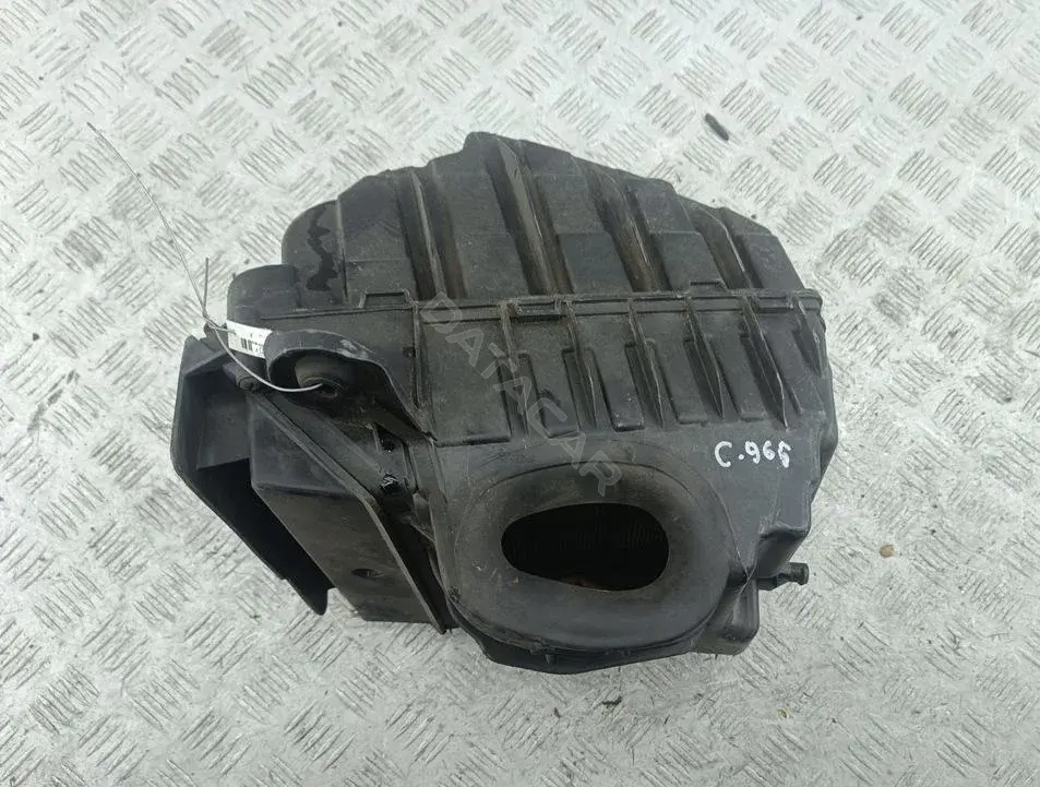 Корпус воздушного фильтра 8200947663