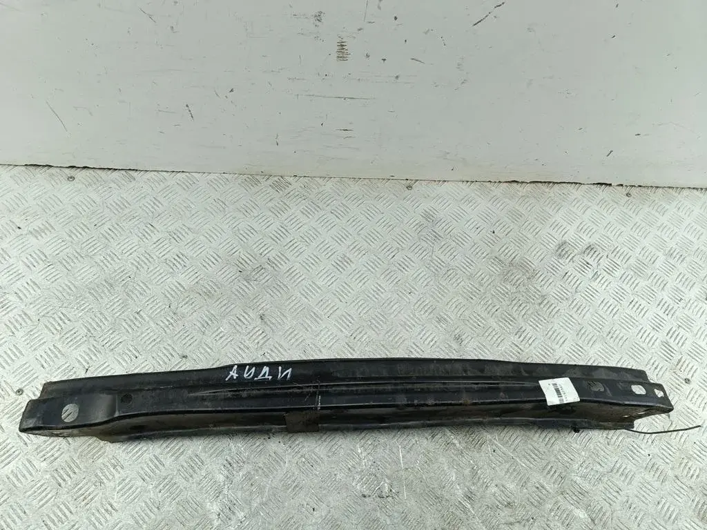 Усилитель бампера 8T0807313