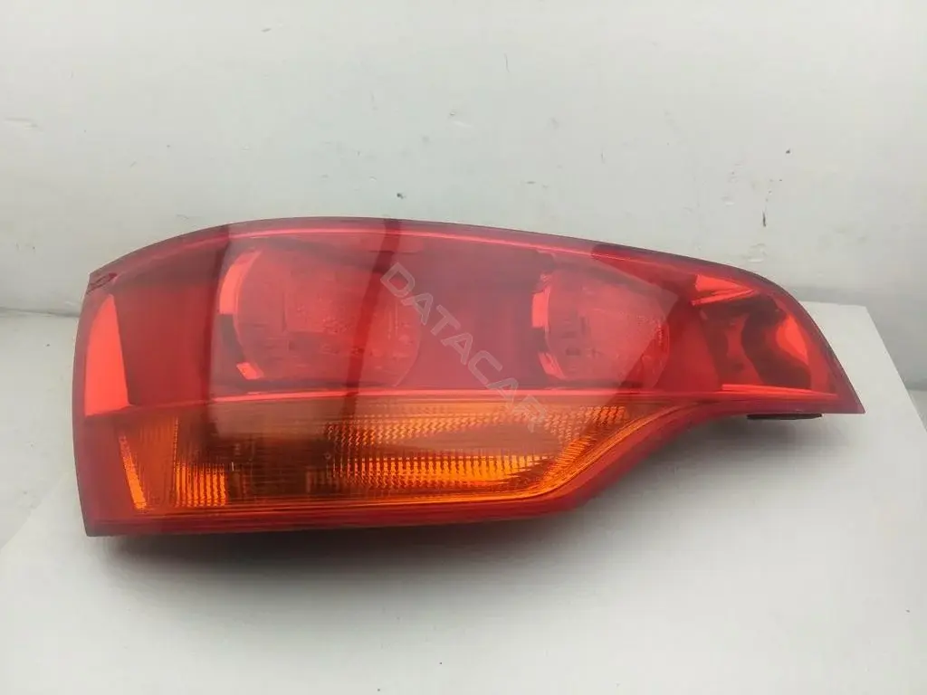 Задние фонари 4L0945093