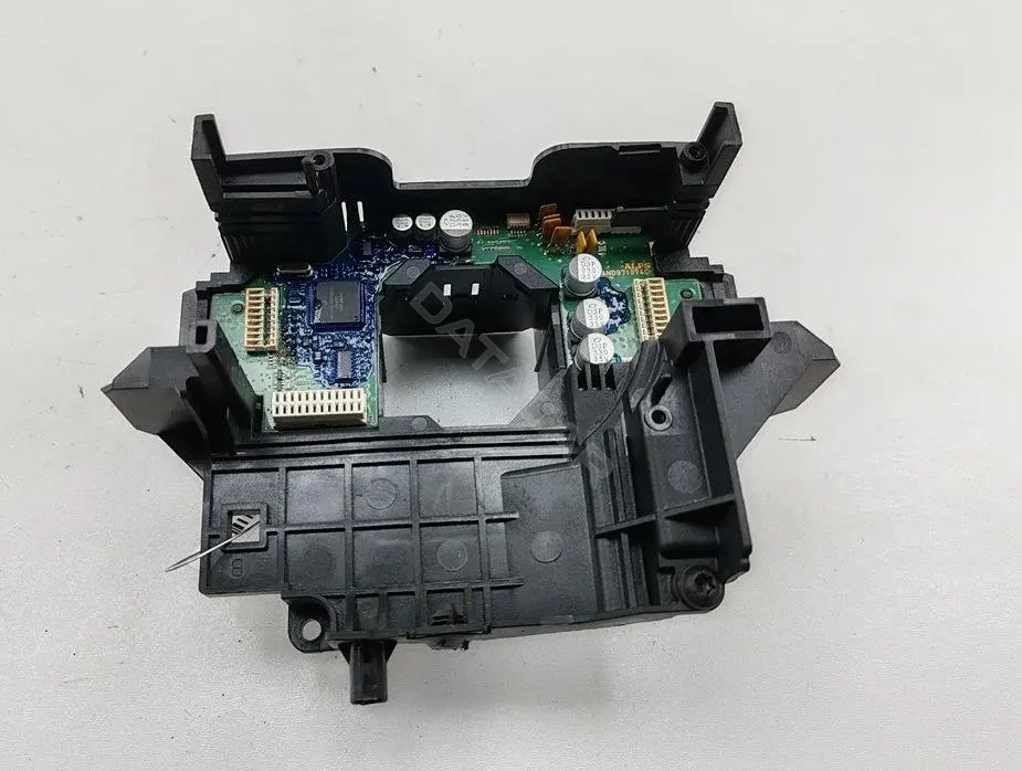 Блок управления коммутационным центром 6G9T13N064DK