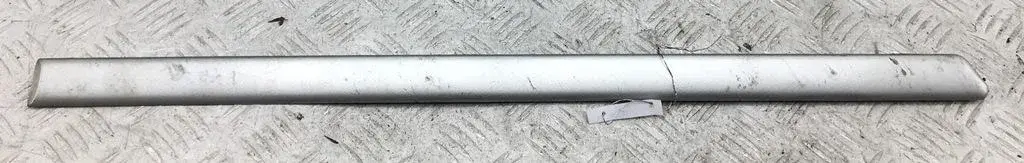 Молдинг двери 1J4853754D