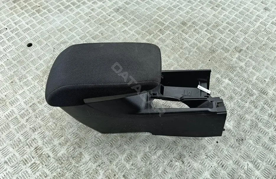 Подлокотник MR979976