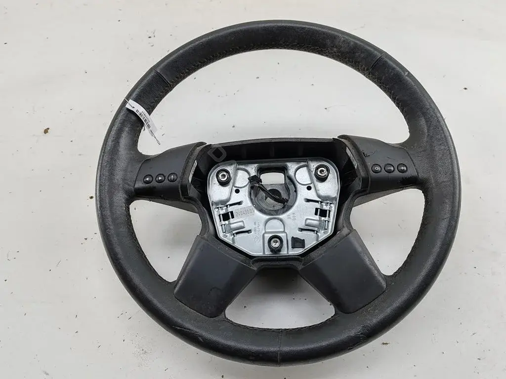 Руль 24439965