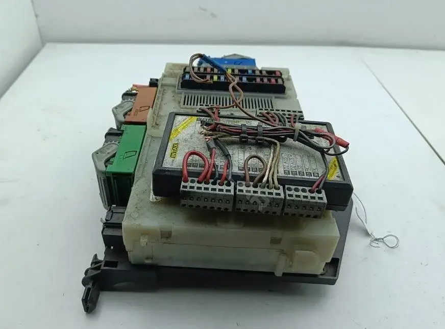 Блок предохранителей 7G9T14A073BB