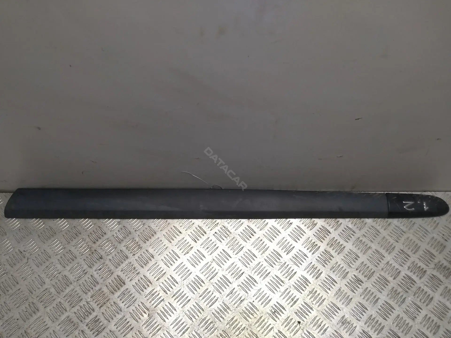 Молдинг двери 8200072237