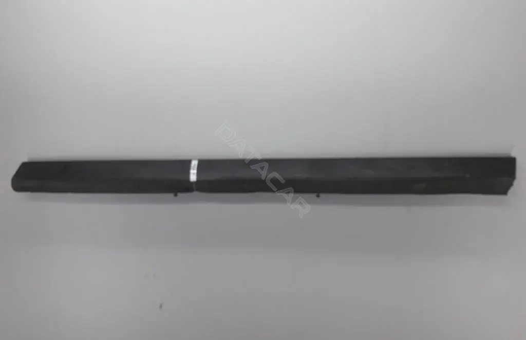 Молдинг двери 3b0854940