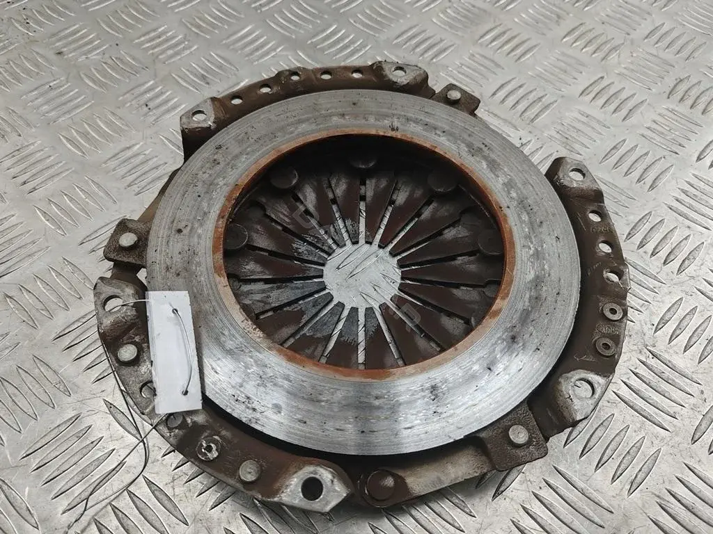 Корзина сцепления 30210-BU010