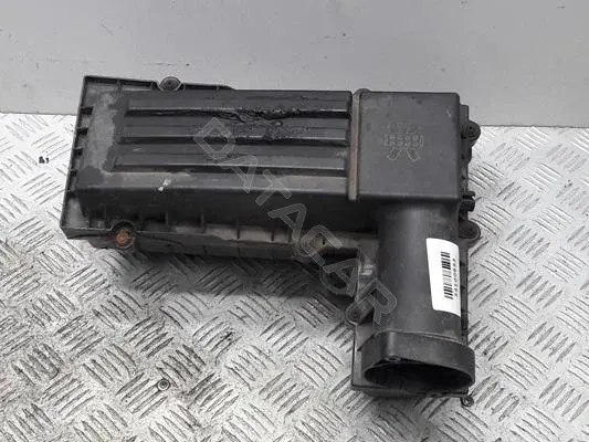 Корпус воздушного фильтра 3C0129607BA