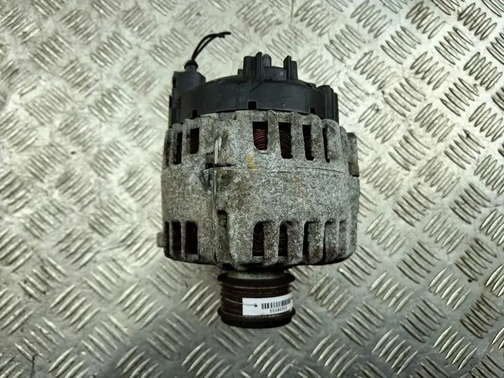 Генератор 03L903023F