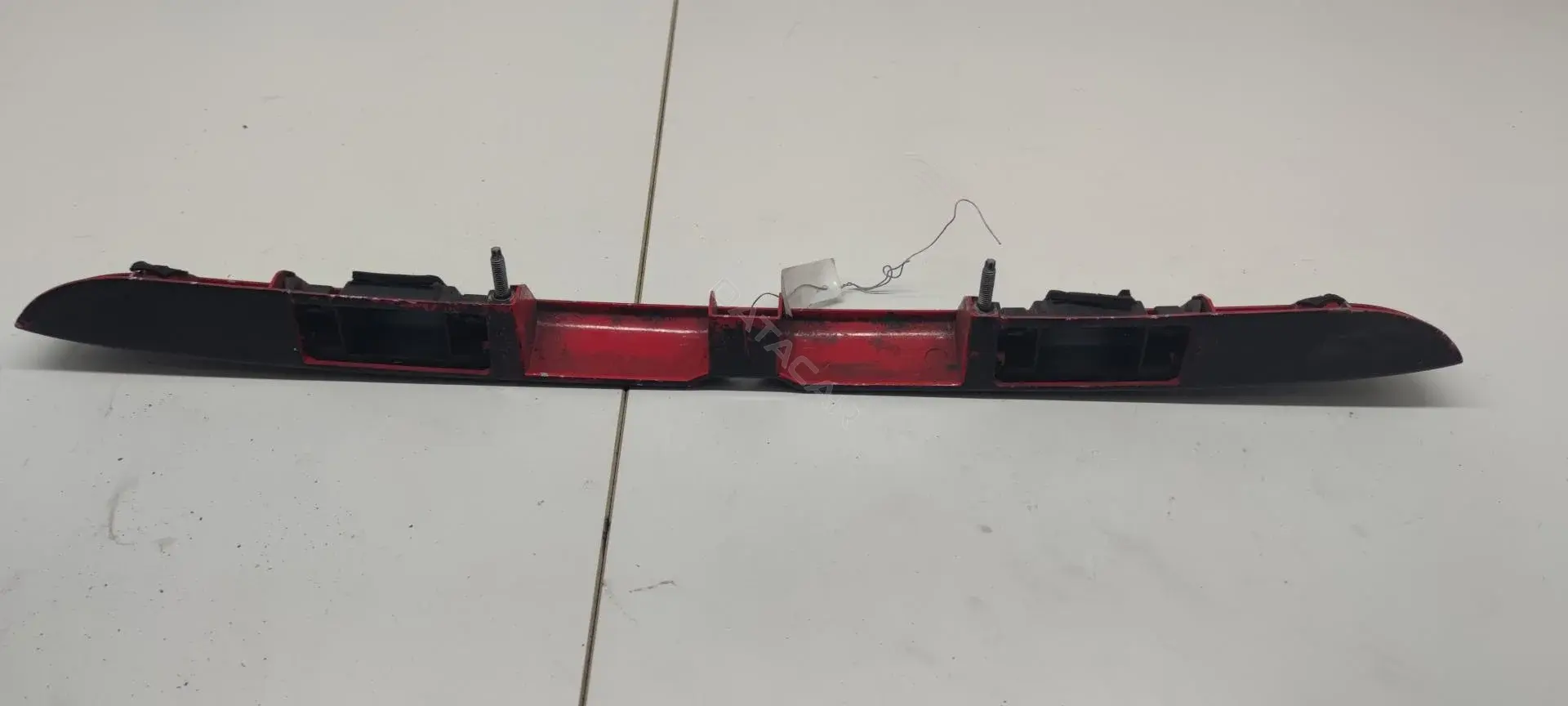 Фонарь подсветки номерного знака 8D9827574