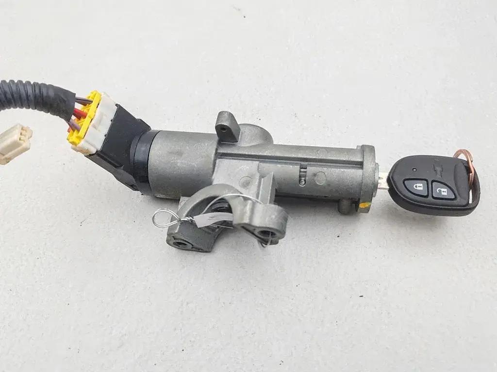 Замок зажигания 116RI000072