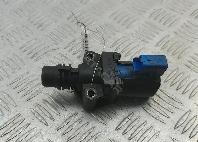 Кран отопителя (печки) BM5G-8C605-DA