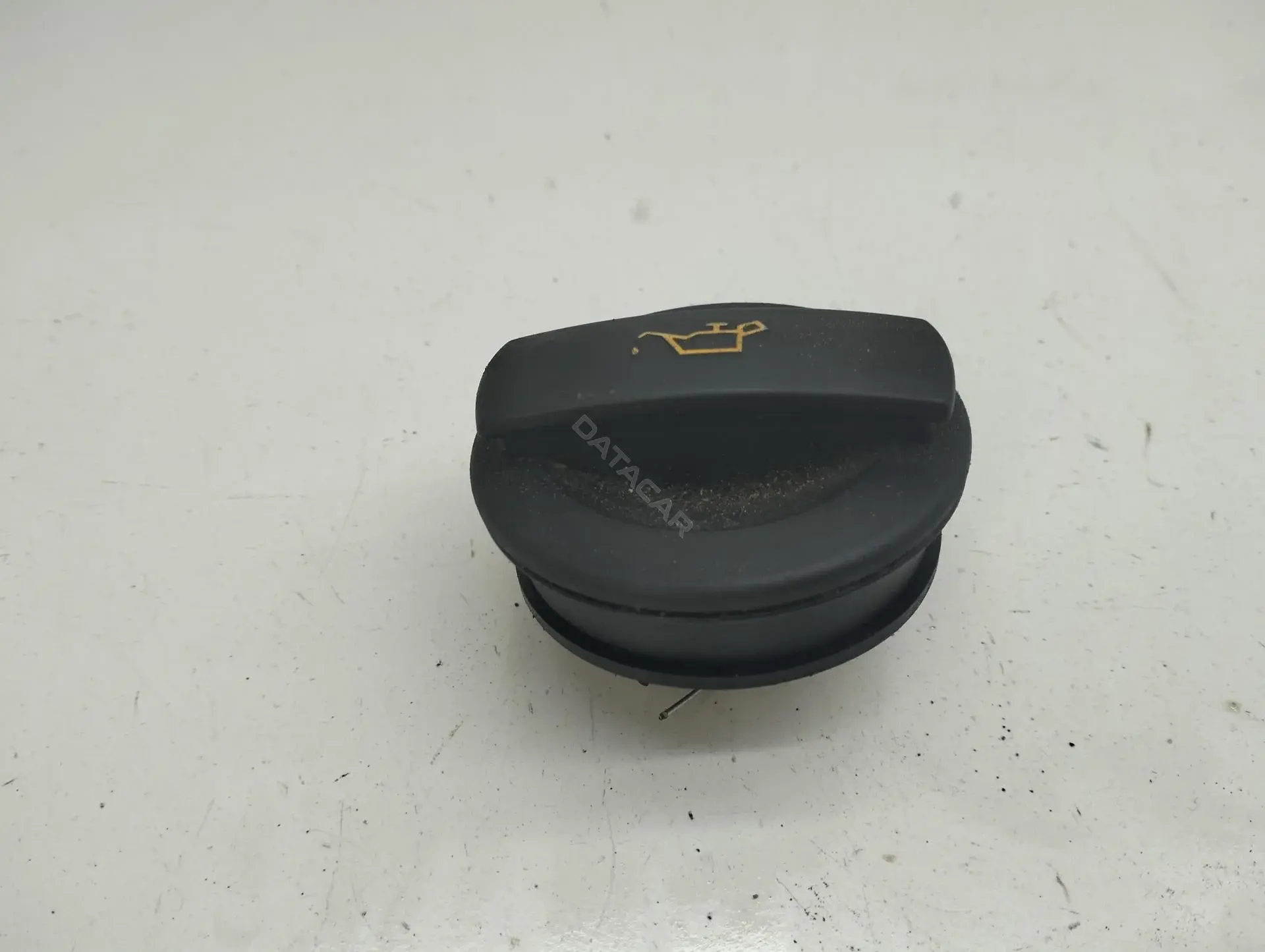 Крышка маслозаливной горловины 06C103485L