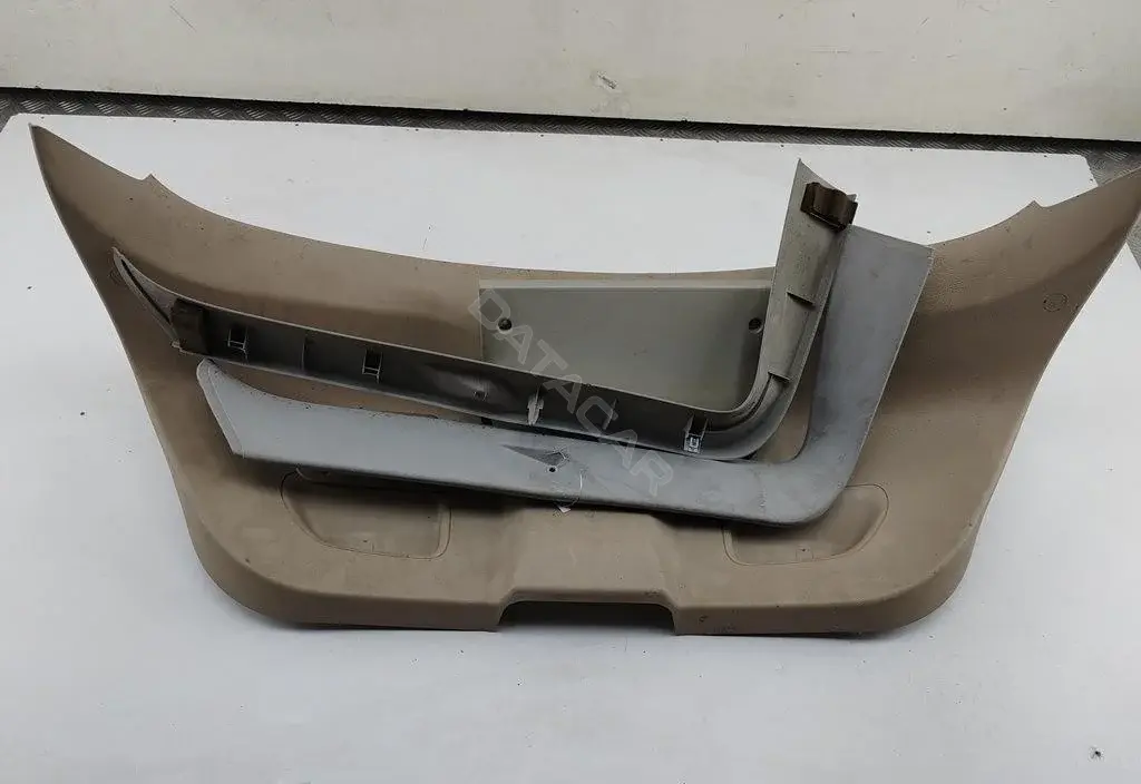 Обшивка крышки багажника 1S71A42806AEW