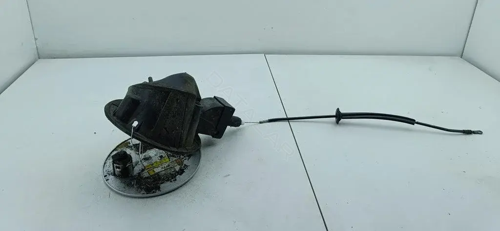 Крышка лючка топливного бака 2T14V40354AG