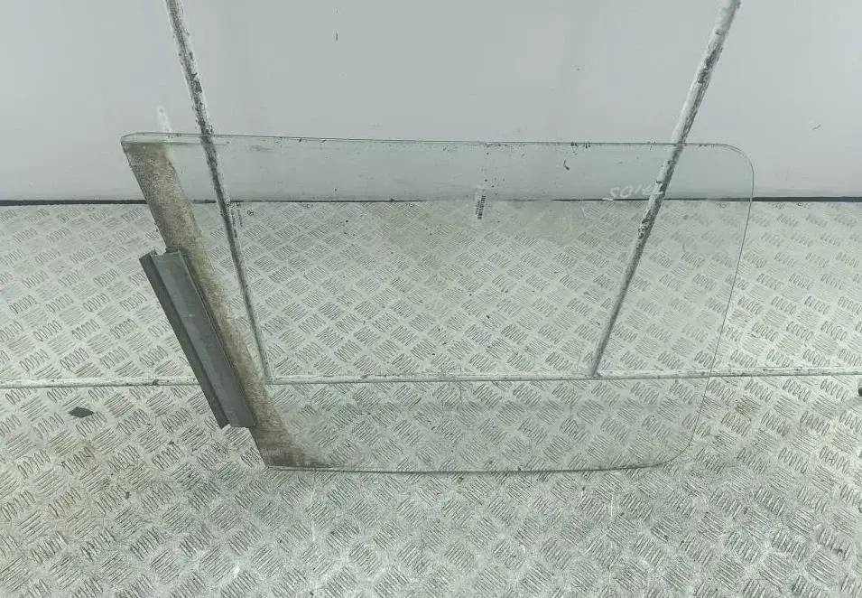 Стекло двери 54755410