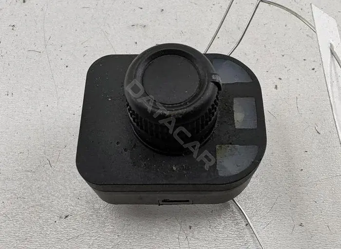 Джойстик регулировки зеркал BK0959565