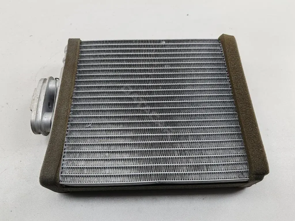 Радиатор печки DW795001