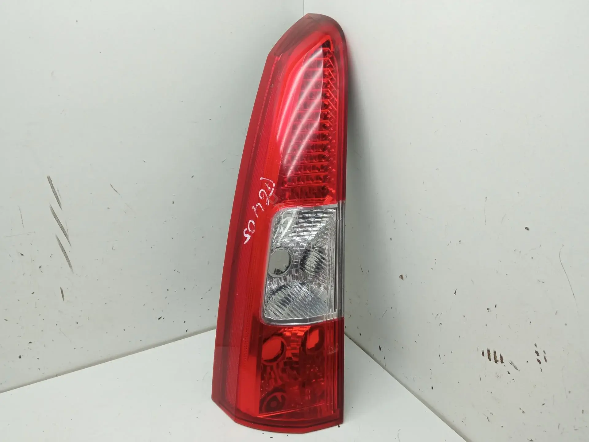 Задние фонари 30722645