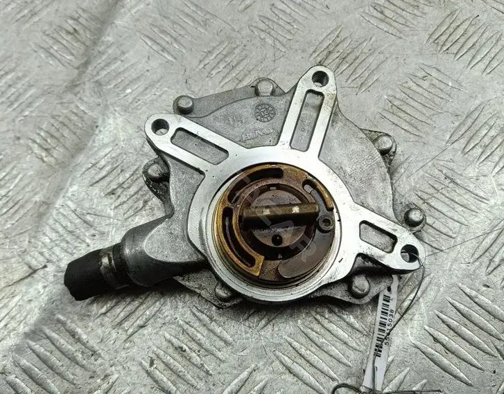 Вакуумный насос 7502656
