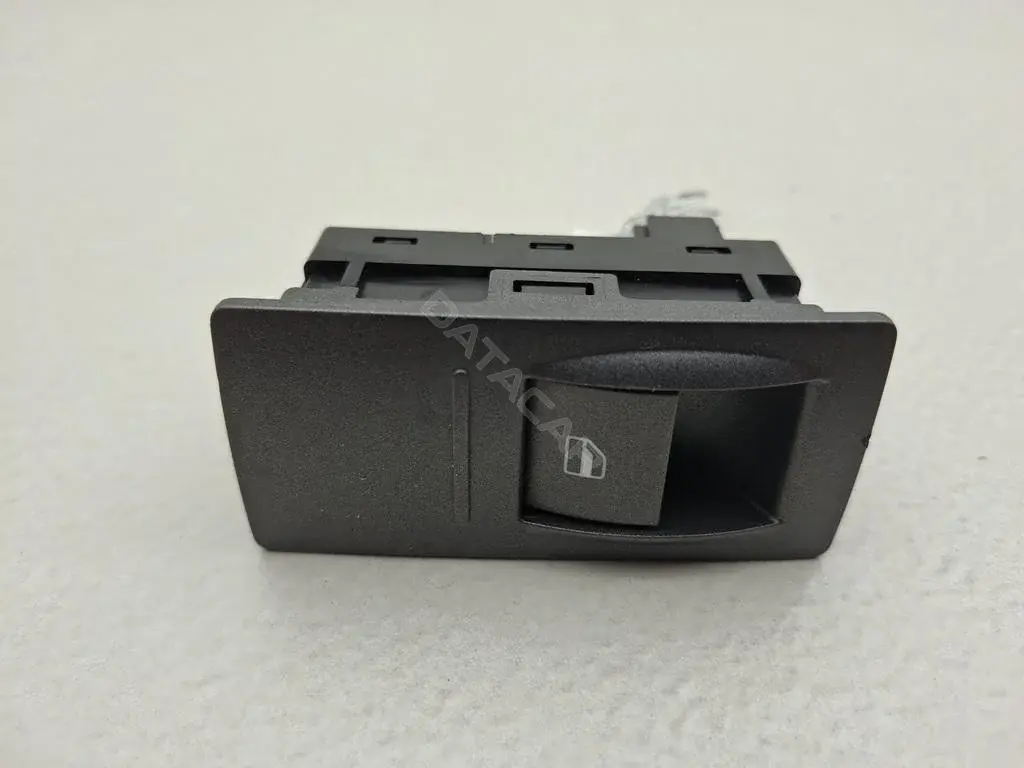 Кнопка стеклоподъемника 3D0959858E