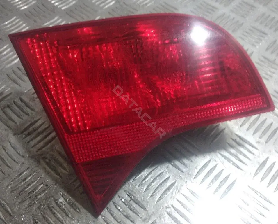 Задние фонари 8E9945093A