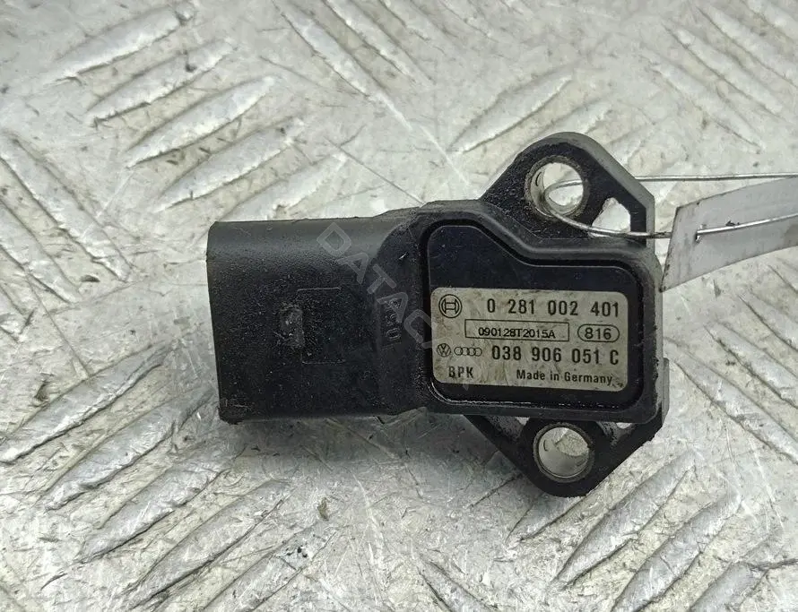 Датчик давления воздуха 038906051C