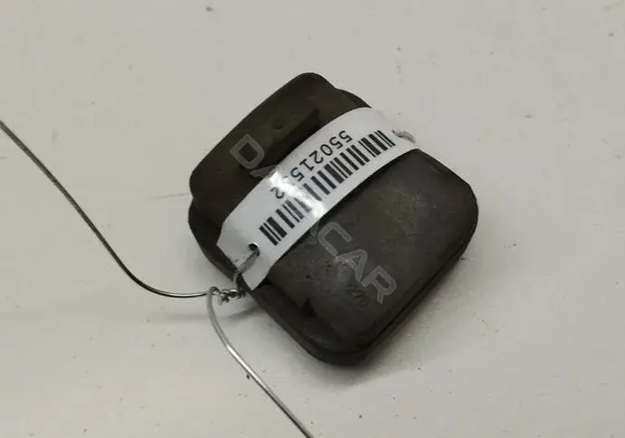 Кронштейн радиатора 8D0121276