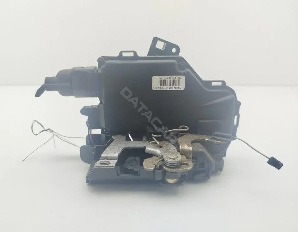 Замок двери 7L0839015