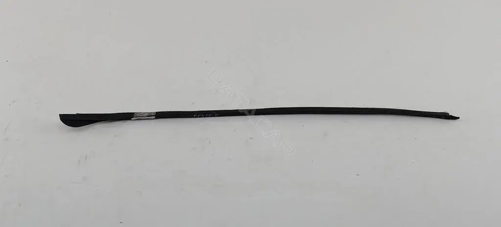 Молдинг лобового стекла 1T0854327B