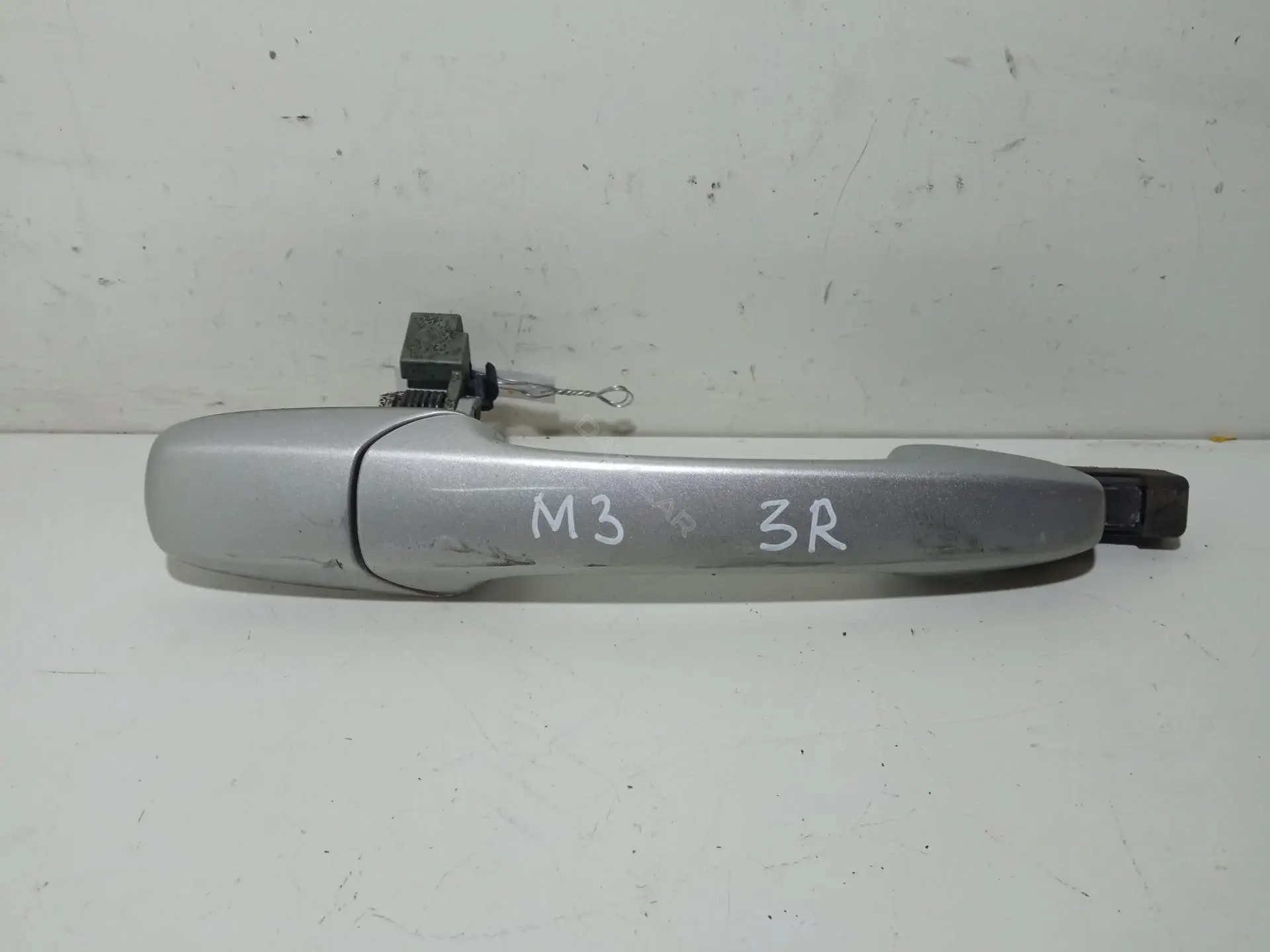 Ручка двери GJ6A-58-410N-67
