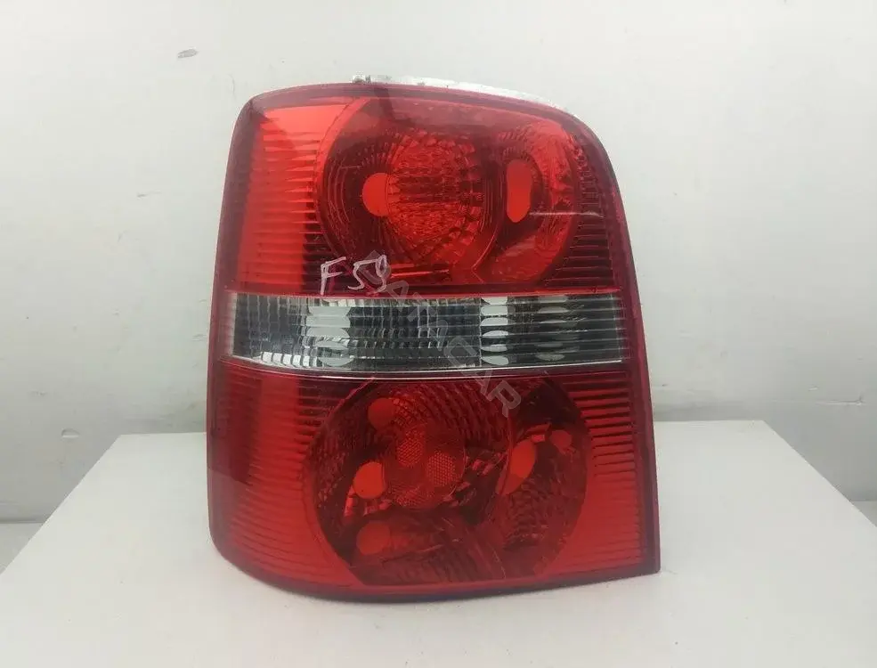 Задние фонари 1T0945095G