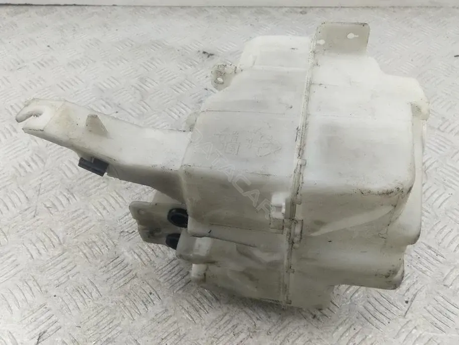 Бачок омывателя HLC-37023