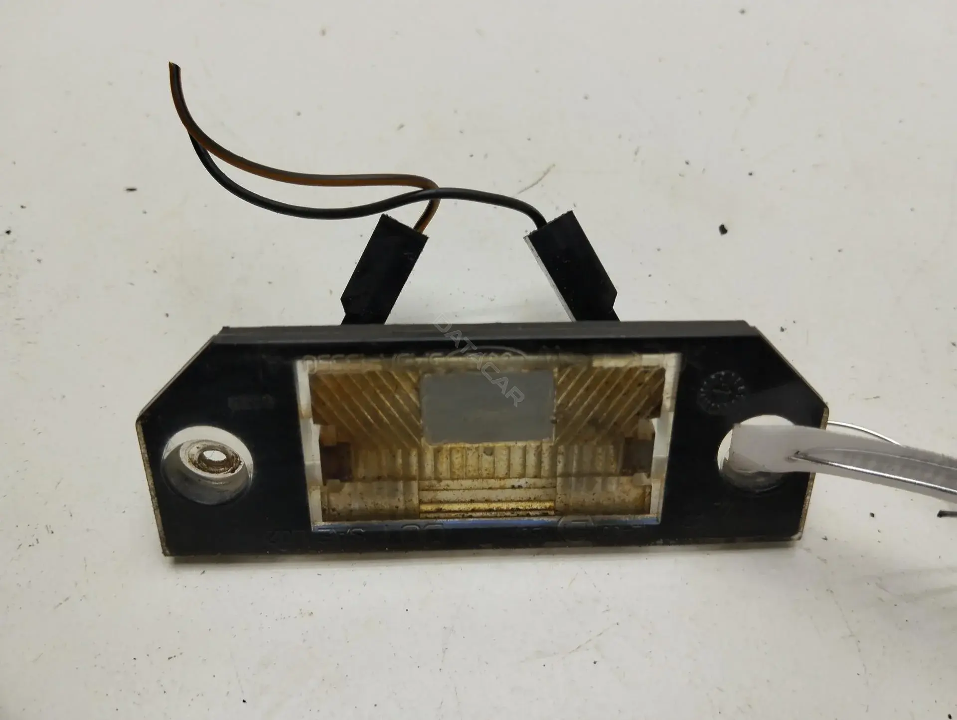 Фонарь подсветки номерного знака 3M5A13550A
